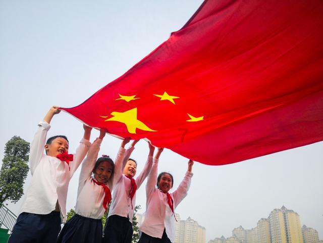 媒体看公安 | 致敬从警路 薪火永相传